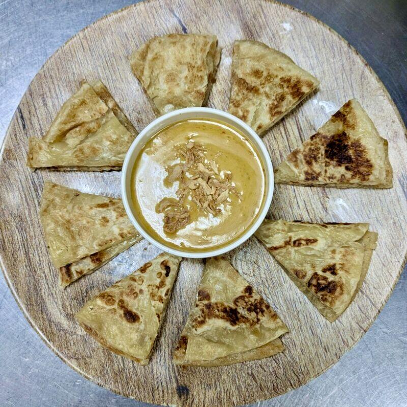 A6. Roti Puff Paratha
