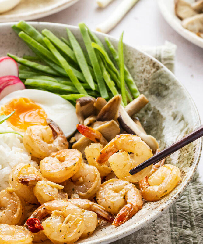 F2. Shrimp and Scallops